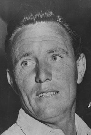 Ray Lindwall: The grace and greatness of poetry in motion! Ray Lindwall: The grace and greatness of poetry in motion!