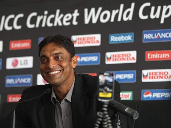 Shoaib Akhtar opines less money lures cricketers into fixing Shoaib Akhtar opines less money lures cricketers into fixing