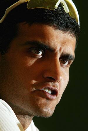 India should play Pragyan Ojha instead of R Ashwin: Sourav Ganguly India should play Pragyan Ojha instead of R Ashwin: Sourav Ganguly