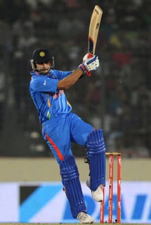 Live Cricket Score India vs Pakistan Asia Cup 2012 5th ODI: Kohli leads India's reply Live Cricket Score India vs Pakistan Asia Cup 2012 5th ODI: Kohli leads India's reply