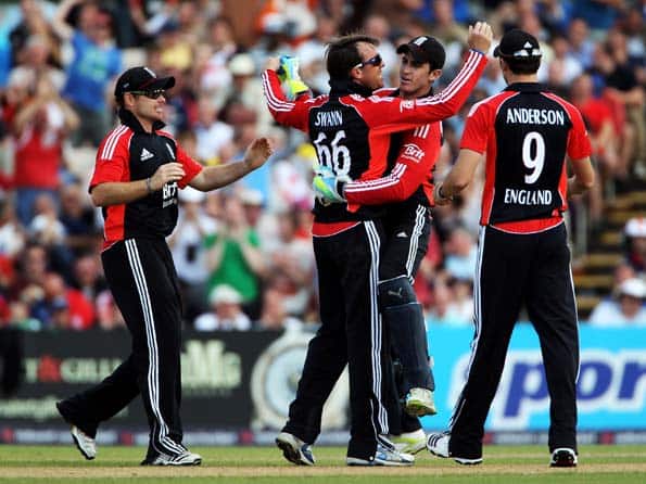 Live Cricket Score Pakistan vs England: Fourth ODI match at Dubai Live Cricket Score Pakistan vs England: Fourth ODI match at Dubai