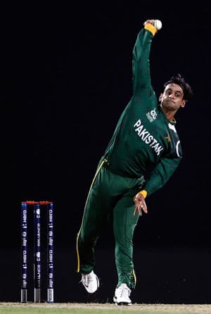 ICC World T20 2012: Former cricketers slam Hafeez, Whatmore after Pakistan's semi final loss ICC World T20 2012: Former cricketers slam Hafeez, Whatmore after Pakistan's semi final loss