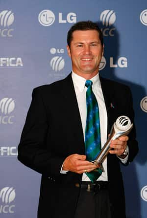 Simon Taufel retires as one of the greatest umpires who ever officiated Simon Taufel retires as one of the greatest umpires who ever officiated