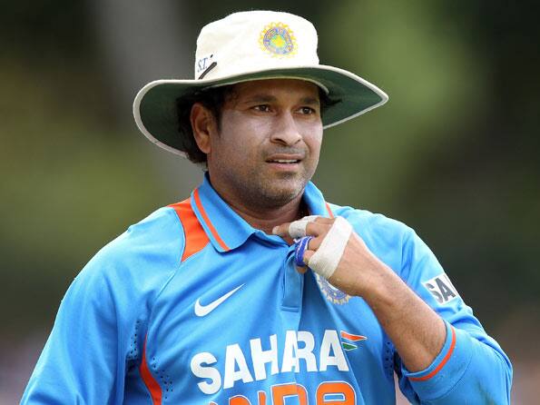 Live Cricket Score India vs Australia, 7th CB Series ODI match at Gabba Live Cricket Score India vs Australia, 7th CB Series ODI match at Gabba