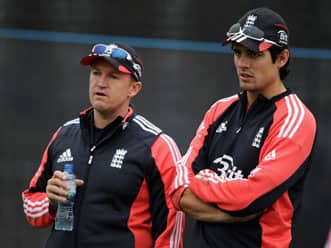 Alastair Cook praises England’s ‘death overs’ duo