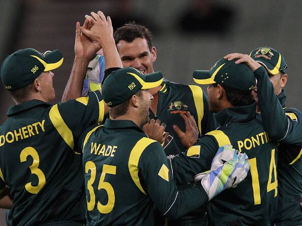 Live Cricket Score Australia vs Sri Lanka, 12th CB Series ODI match at the MCG Live Cricket Score Australia vs Sri Lanka, 12th CB Series ODI match at the MCG