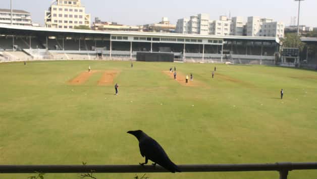 Ranji Trophy 2012: Maharashtra bowlers restrict Tamil Nadu to 273 for nine Ranji Trophy 2012: Maharashtra bowlers restrict Tamil Nadu to 273 for nine