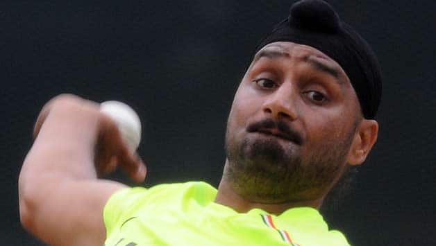 Harbhajan Singh misses India's traning session due to flu Harbhajan Singh misses India's traning session due to flu
