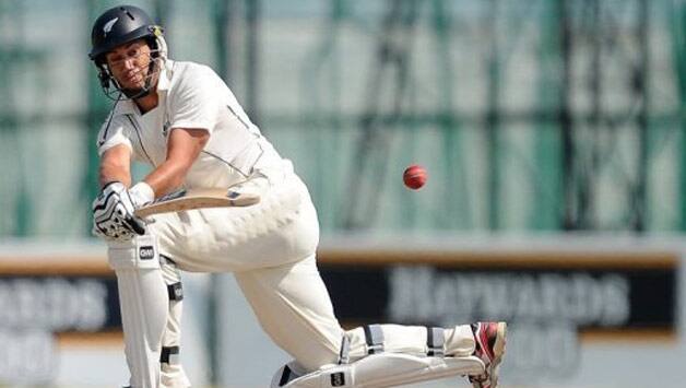 Martin Crowe slams captaincy turmoil in New Zealand cricket Martin Crowe slams captaincy turmoil in New Zealand cricket