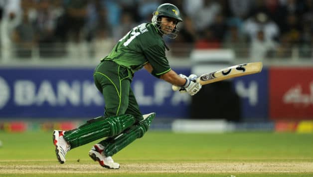 Mohammad Hafeez, Shoaib Malik guide Pakistan to sensational victory over India in first T20 at Bangalore Mohammad Hafeez, Shoaib Malik guide Pakistan to sensational victory over India in first T20 at Bangalore