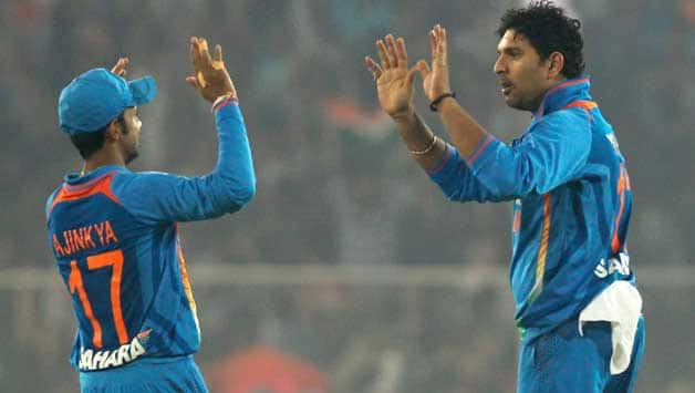 India vs Pakistan 2012: Yuvraj Singh-MS Dhoni partnership made the difference, feels Mohammad Hafeez India vs Pakistan 2012: Yuvraj Singh-MS Dhoni partnership made the difference, feels Mohammad Hafeez