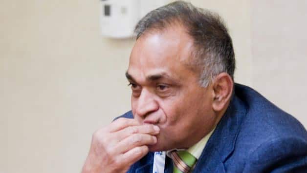 BCCI Vice President Niranjan Shah pays tribute to Rusi Surti BCCI Vice President Niranjan Shah pays tribute to Rusi Surti