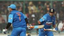 MS Dhoni and Ravindra Jadeja propel India to 285/6 against England in second ODI