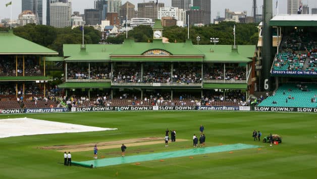 Australia vs Sri Lanka 2012-13: Rain delays Lankan chase at Sydney Australia vs Sri Lanka 2012-13: Rain delays Lankan chase at Sydney