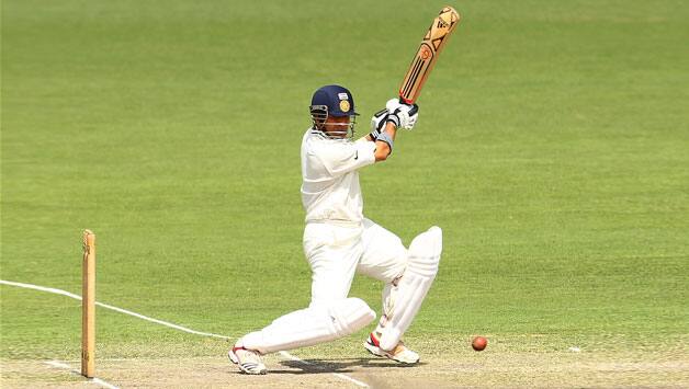 Sachin Tendulkar's ton takes Mumbai to 350 for six at Tea Sachin Tendulkar's ton takes Mumbai to 350 for six at Tea