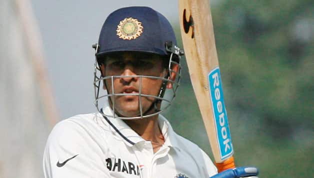 MS Dhoni becomes 7th wicketkeeper in Test cricket history to slam double ton MS Dhoni becomes 7th wicketkeeper in Test cricket history to slam double ton
