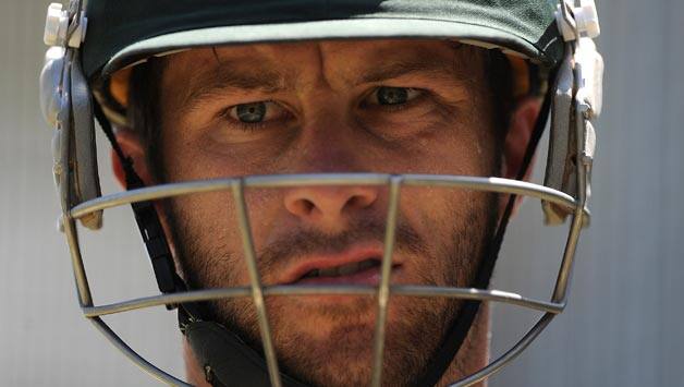 India vs Australia 2013: Matthew Wade in doubt for third Test after sustaining ankle injury India vs Australia 2013: Matthew Wade in doubt for third Test after sustaining ankle injury
