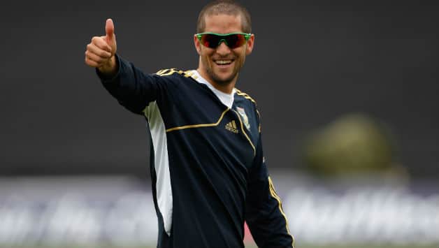 Wayne Parnell surrenders in Mumbai court; gets bail Wayne Parnell surrenders in Mumbai court; gets bail