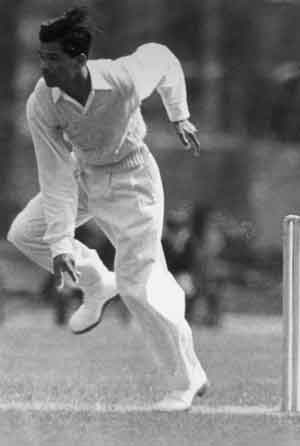 Iverson, Ramadhin, Gleeson, Mendis – Mystery spinners before Sunil Narine Iverson, Ramadhin, Gleeson, Mendis – Mystery spinners before Sunil Narine