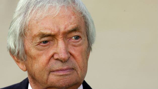 Richie Benaud to commence 37th year with Channel Nine in Ashes Test at Brisbane Richie Benaud to commence 37th year with Channel Nine in Ashes Test at Brisbane