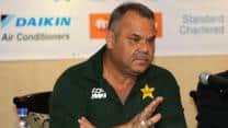 Dav Whatmore faces angry Pakistan fans on return from Zimbabwe