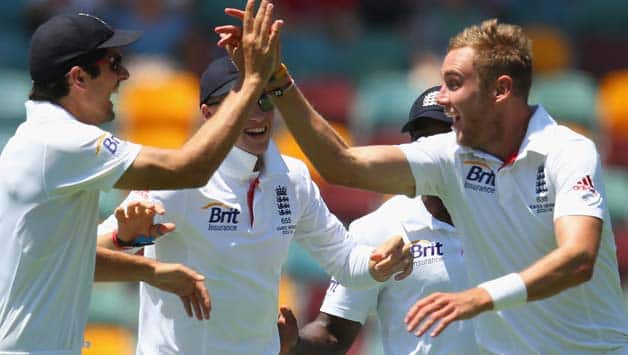 Australia vs England Live Cricket Score, Ashes 2013-14 1st Test Day 1: Mitchell Johnson bowled by Stuart Broad Australia vs England Live Cricket Score, Ashes 2013-14 1st Test Day 1: Mitchell Johnson bowled by Stuart Broad