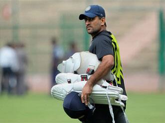 MS Dhoni doesn’t want hype around Yuvraj Singh’s comeback