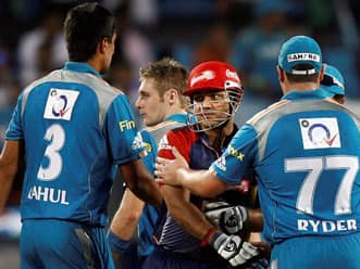 Deccan Chargers to bat first against Pune Warriors India