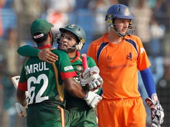 Bangla Tigers keep quarterfinal hopes alive
