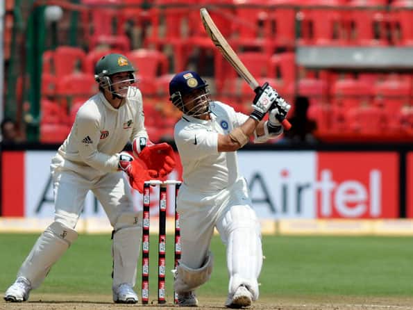 Cricketing world needs to see Sachin Tendulkar come out all guns blazing Cricketing world needs to see Sachin Tendulkar come out all guns blazing