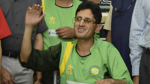 Pakistan blind cricket team captain drinks acid in India