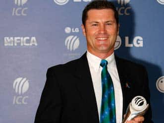 Simon Taufel retires as one of the greatest umpires who ever officiated