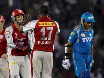 IPL 2012: Dimitri Mascarenhas’ five-wicket haul restricts Pune Warriors India to 115