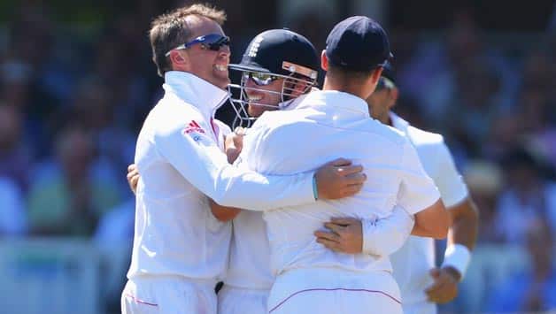 Ashes 2013: Graeme Swann surprised at Australia’s collapse