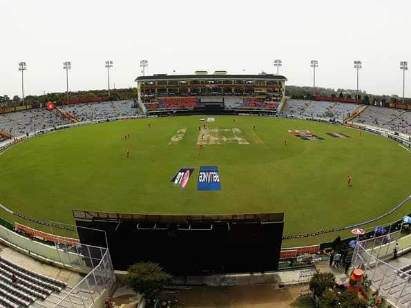 Ranji Trophy 2012: Uttar Pradesh post 279 for six against Tamil Nadu Ranji Trophy 2012: Uttar Pradesh post 279 for six against Tamil Nadu