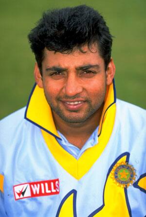 Jadeja's cameo destroys Pakistan Jadeja's cameo destroys Pakistan