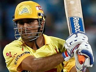 IPL 2012: MS Dhoni credits Chennai Super Kings bowlers for win over Pune