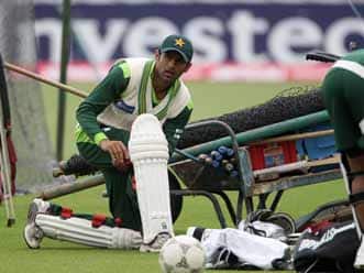 Pakistan likely to recall Shoaib Malik for Australia ODI series