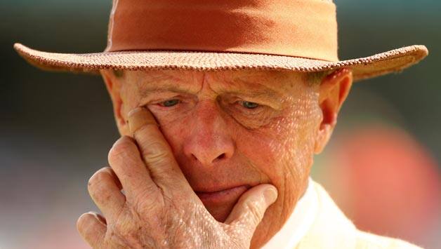 Geoffrey Boycott blasts 'childlike' treatment of Australian cricketers Geoffrey Boycott blasts 'childlike' treatment of Australian cricketers
