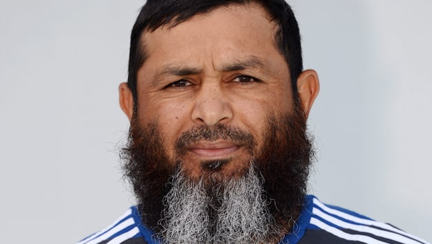 IPL 2013: Delhi Daredevils rope in Mushtaq Ahmed as spin-bowling consultant IPL 2013: Delhi Daredevils rope in Mushtaq Ahmed as spin-bowling consultant