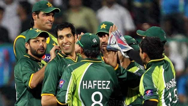 India vs Pakistan 2012: Second T20 International at Ahmedabad – Live Cricket Score India vs Pakistan 2012: Second T20 International at Ahmedabad – Live Cricket Score