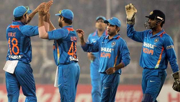 India, Pakistan squads reach Kolkata for second ODI India, Pakistan squads reach Kolkata for second ODI