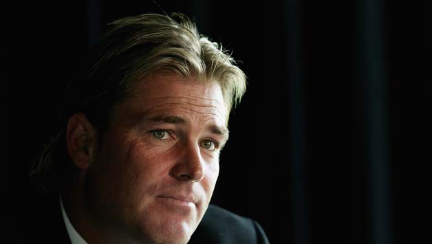 Shane Warne apologises for spat with Marlon Samuels Shane Warne apologises for spat with Marlon Samuels