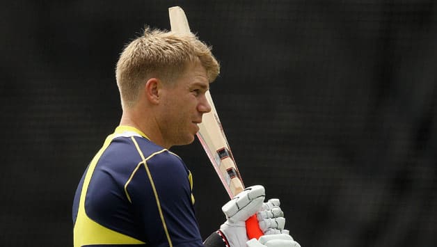 David Warner tells Marlon Samuels to David Warner tells Marlon Samuels to
