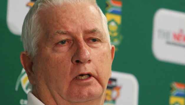 Sunil Gavaskar opines Duncan Fletcher lucky to get extension as India coach Sunil Gavaskar opines Duncan Fletcher lucky to get extension as India coach