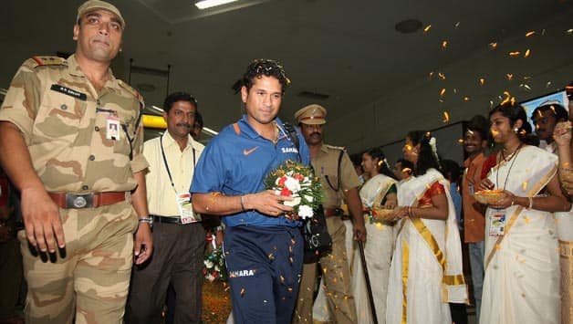 India vs England 2012-13: Kochi fans will miss Sachin Tendulkar during second ODI India vs England 2012-13: Kochi fans will miss Sachin Tendulkar during second ODI