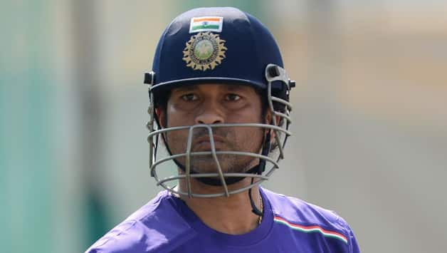 Sachin Tendulkar to be centre of attraction as Mumbai take on Services in Ranji Trophy 2012-13 semi-final Sachin Tendulkar to be centre of attraction as Mumbai take on Services in Ranji Trophy 2012-13 semi-final