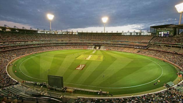 Australia chase 62 off 30 balls after rain interruption Australia chase 62 off 30 balls after rain interruption