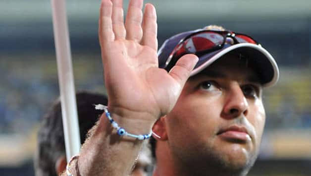 Vijay Hazare Trophy 2013: Yuvraj Singh shines with ball as Punjab beat Jammu and Kashmir Vijay Hazare Trophy 2013: Yuvraj Singh shines with ball as Punjab beat Jammu and Kashmir