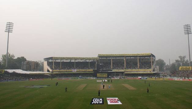 Vijay Hazare Trophy 2013: Smit Patel slams unbeaten 88 as Gujarat thump Baroda by six wickets Vijay Hazare Trophy 2013: Smit Patel slams unbeaten 88 as Gujarat thump Baroda by six wickets